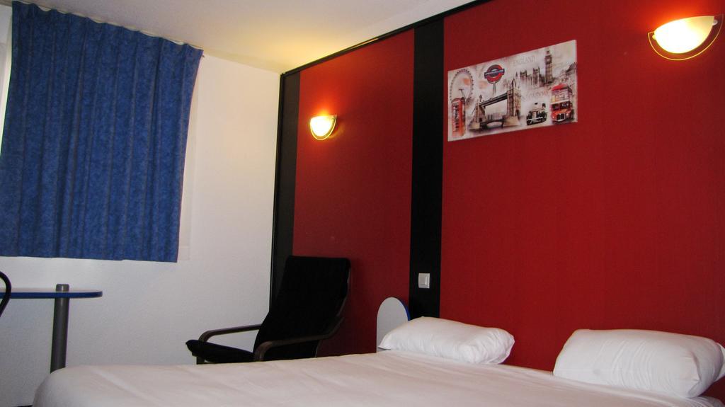 Comfort Hotel Poissy Technoparc Cameră foto