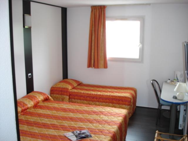 Comfort Hotel Poissy Technoparc Cameră foto