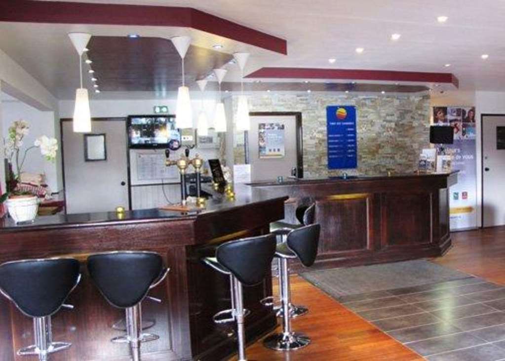 Comfort Hotel Poissy Technoparc Restaurant foto